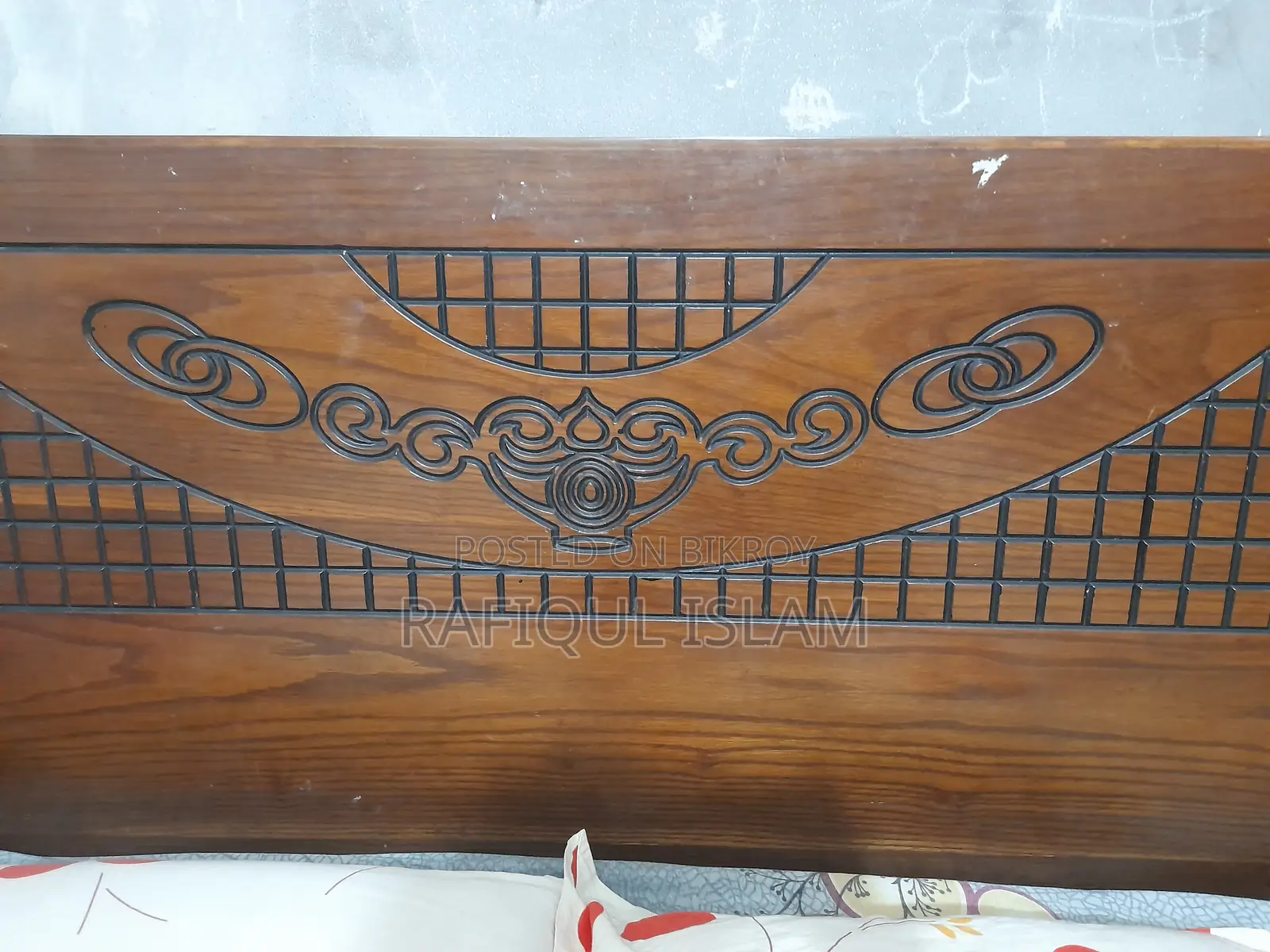 Semi Box Khat Made of Foreign Veniered Board