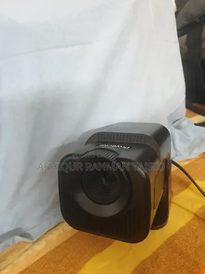বিশ্বকাপের জন্য স্মার্ট প্রজেক্টর Hy320