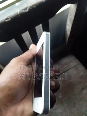 Apple iPhone 4s 16 GB White