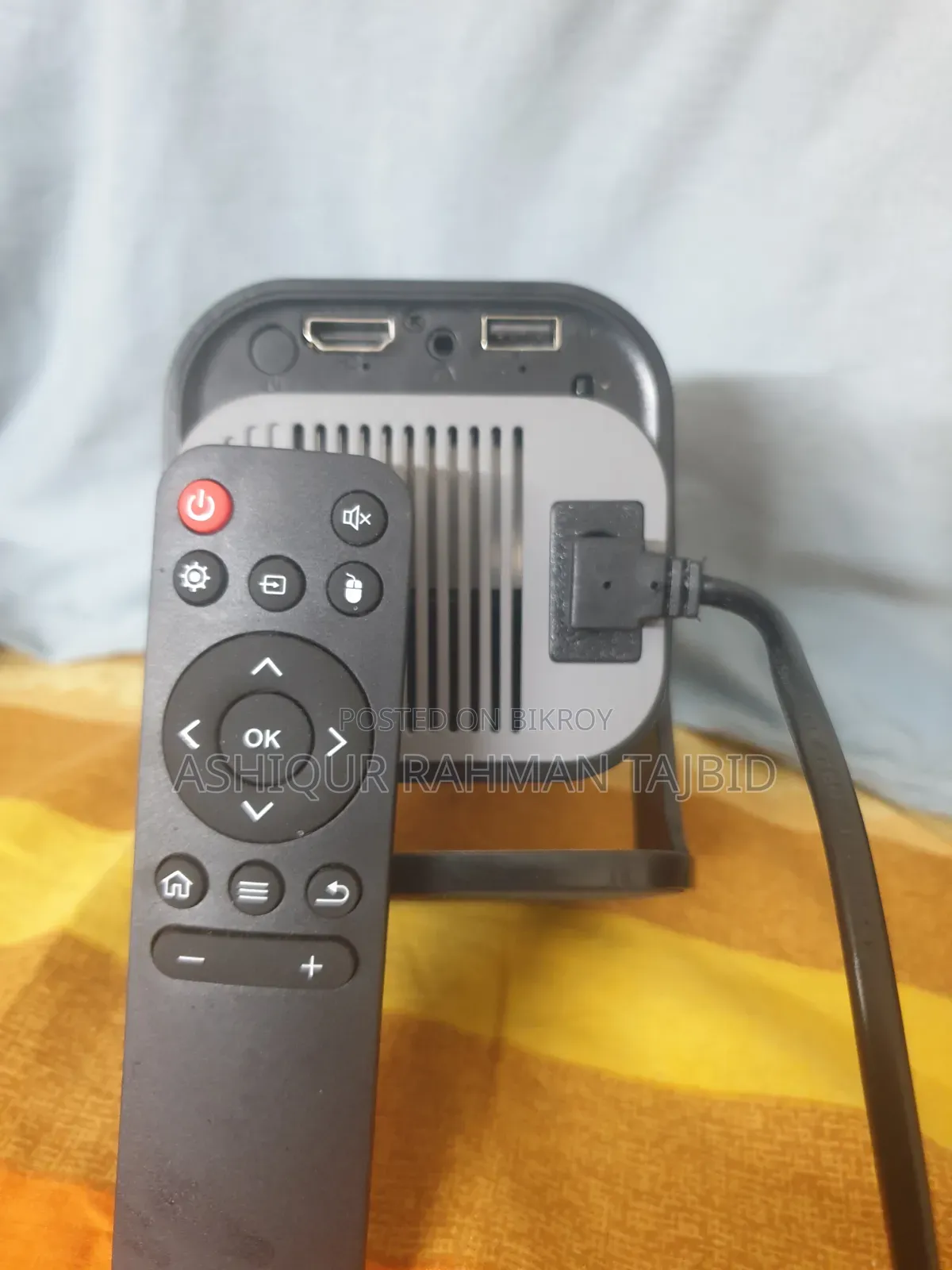 বিশ্বকাপের জন্য স্মার্ট প্রজেক্টর Hy320