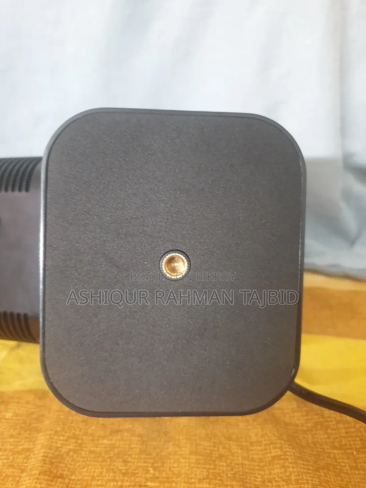 বিশ্বকাপের জন্য স্মার্ট প্রজেক্টর Hy320