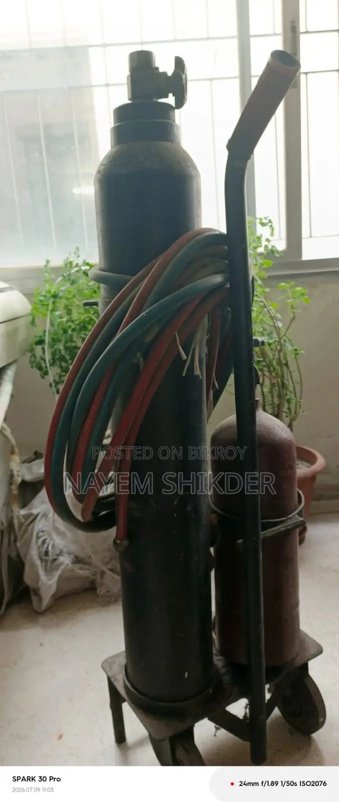 Oxygen-acetylene Cylinder Setup
