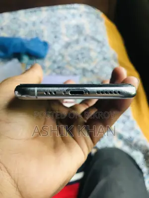 Apple iPhone XS 64 GB White