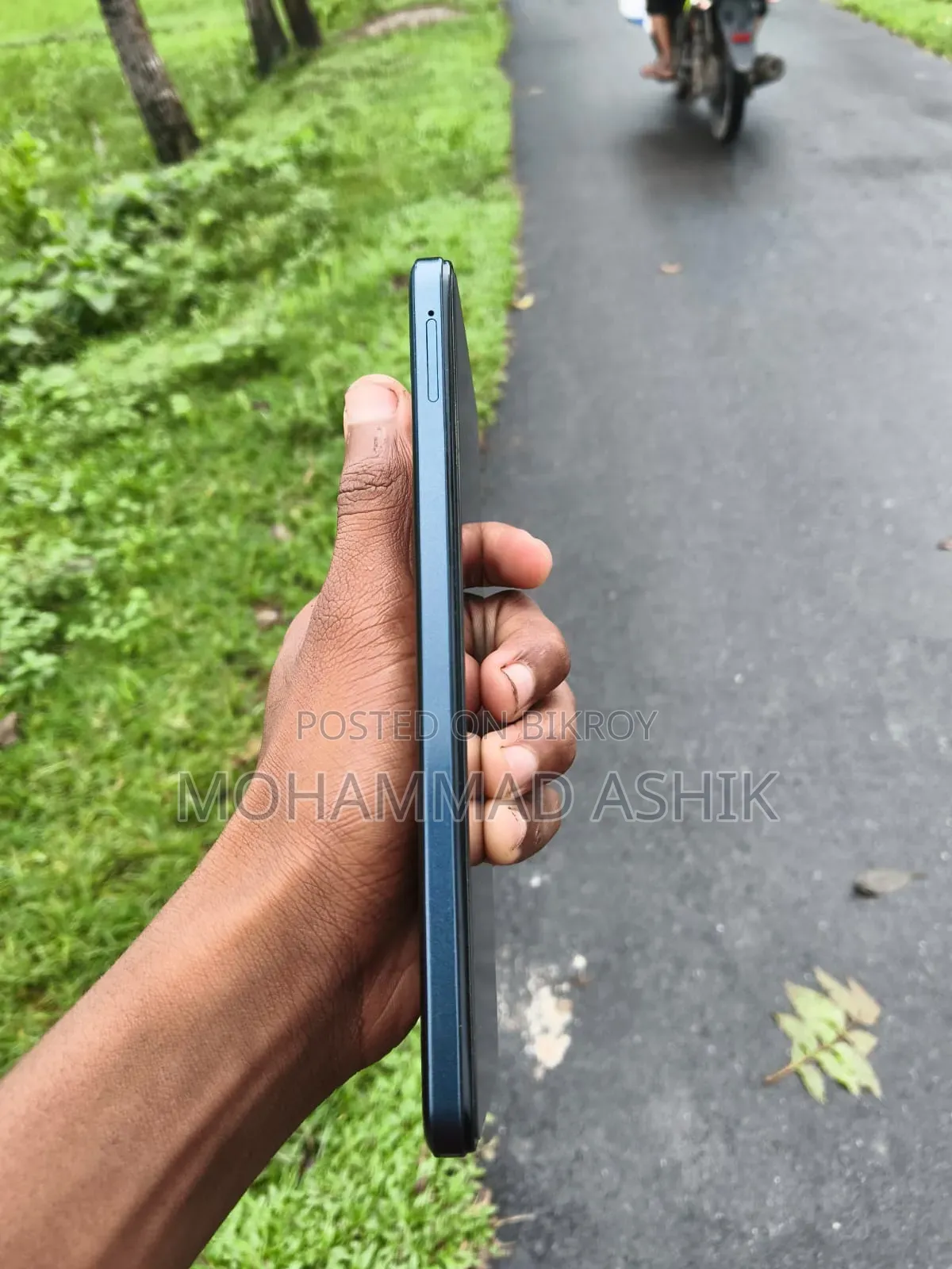 Vivo iQOO Z10x 128 GB Black