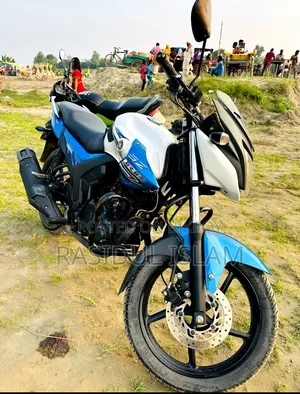 Yamaha 2018 White