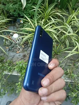 Samsung Galaxy M01 32 GB Blue