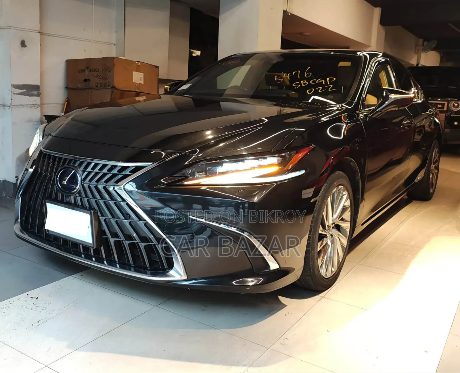New Lexus ES 300h Ultra Luxury 2021 Black