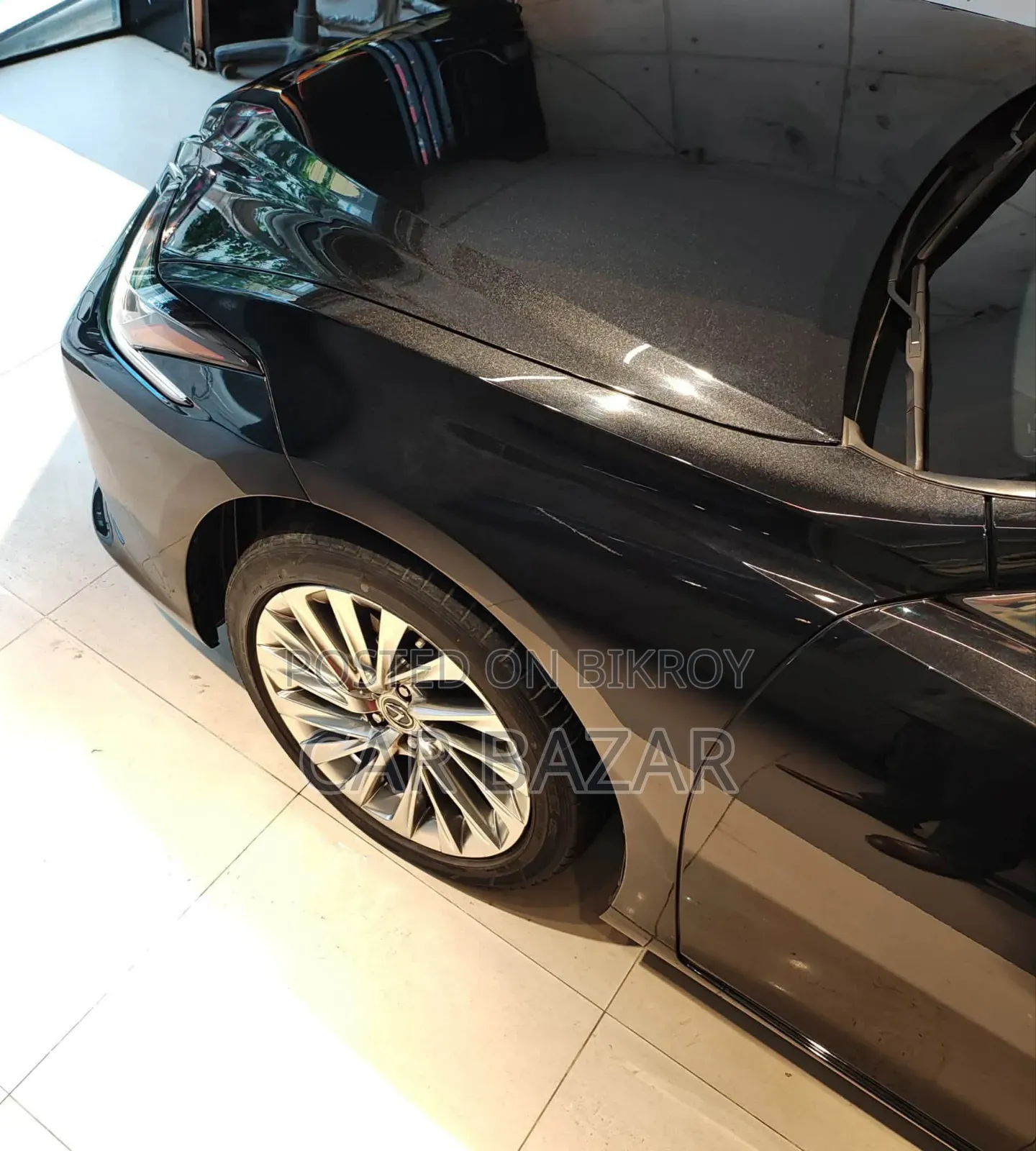 New Lexus ES 300h Ultra Luxury 2021 Black