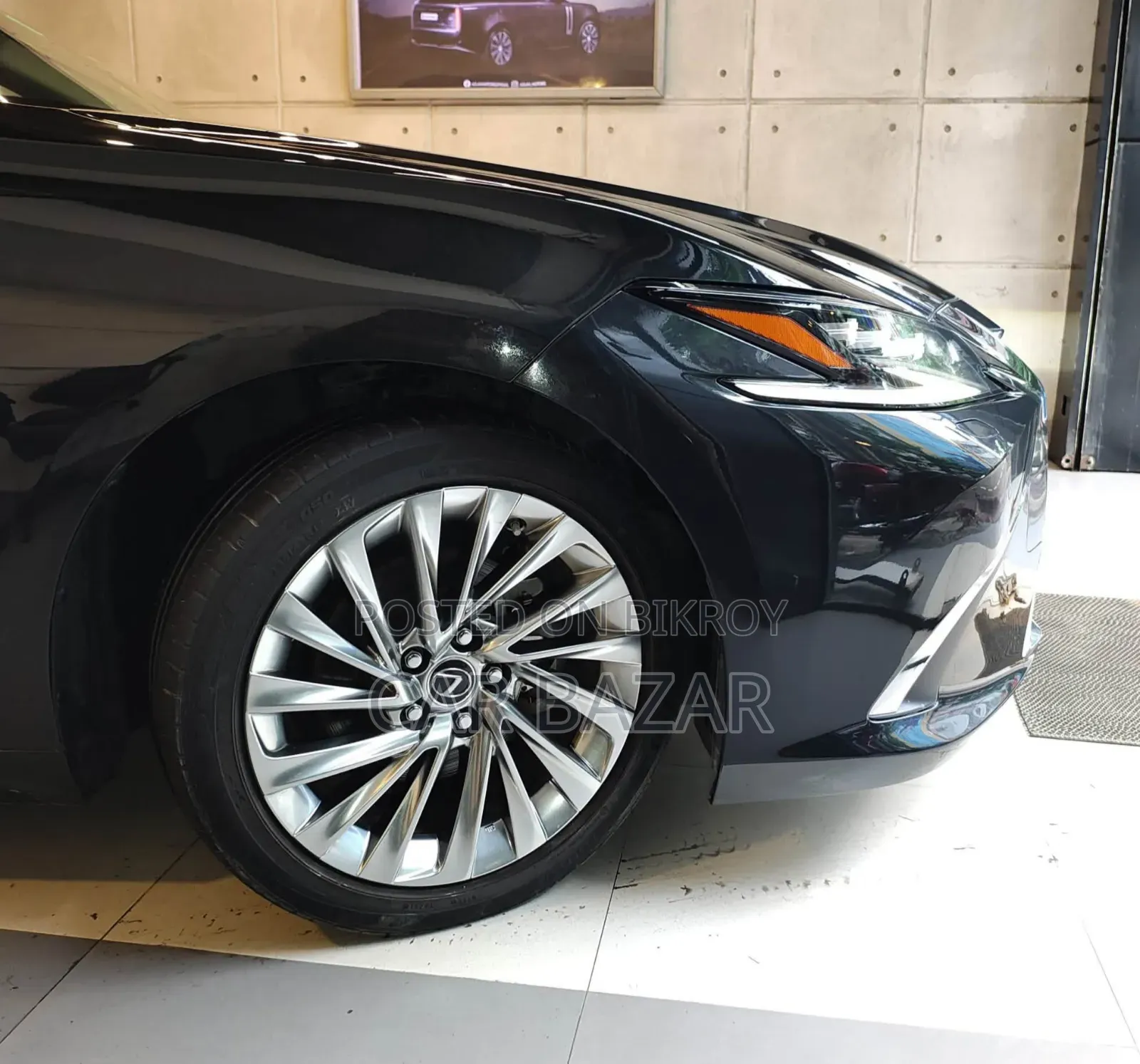New Lexus ES 300h Ultra Luxury 2021 Black