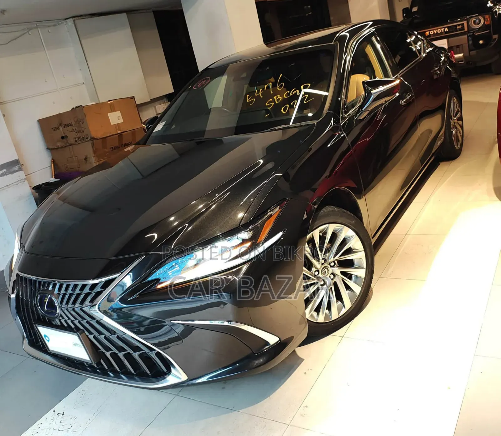 New Lexus ES 300h Ultra Luxury 2021 Black