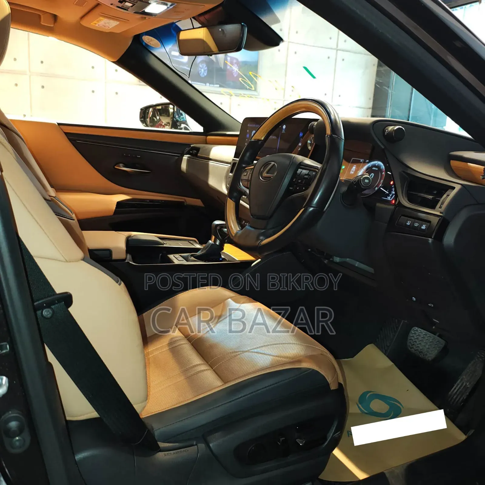 New Lexus ES 300h Ultra Luxury 2021 Black