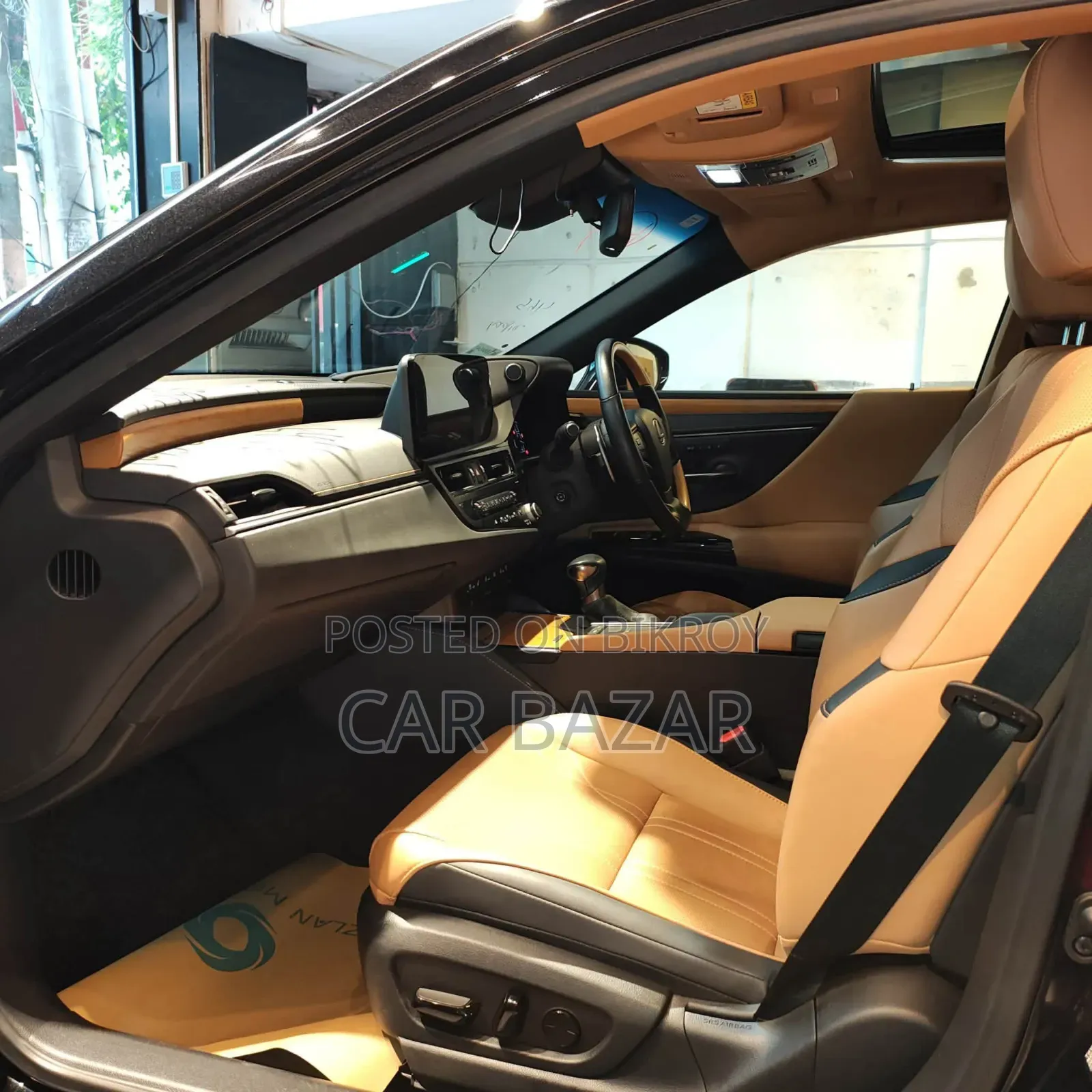 New Lexus ES 300h Ultra Luxury 2021 Black