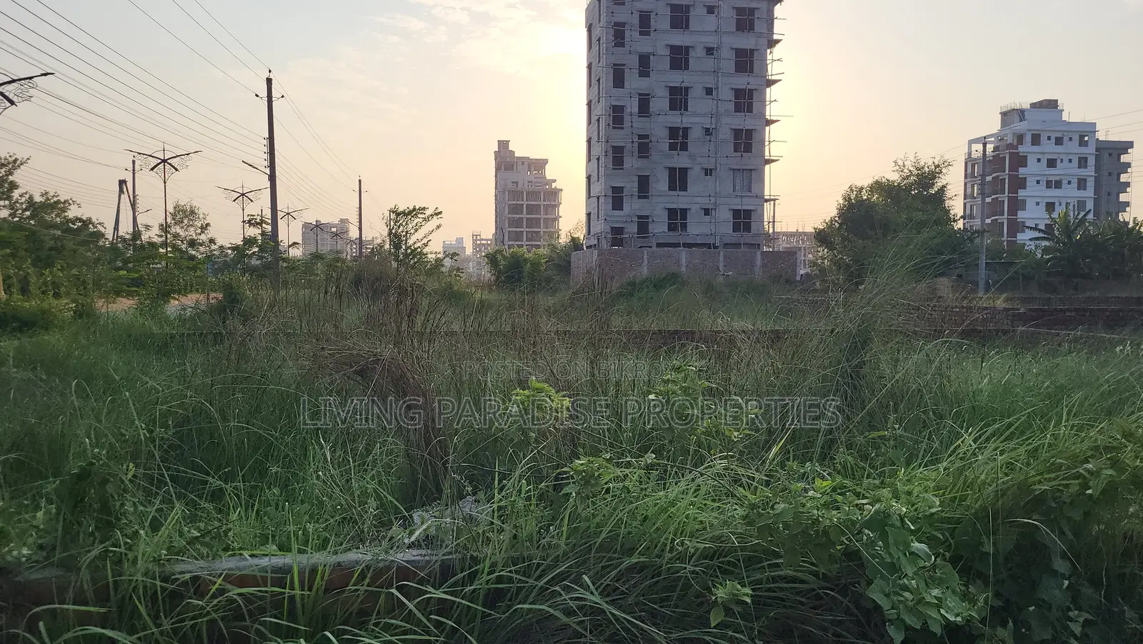 M=Block || 5+5 =10 Katha Plot || Very Closely 200 Feet Road||