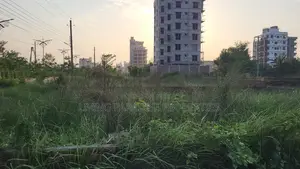 M=Block || 5+5 =10 Katha Plot || Very Closely 200 Feet Road||