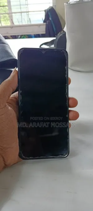 Vivo Y18 128 GB