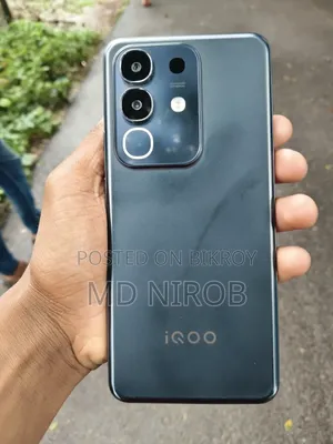 Vivo iQOO Z10x 128 GB Black