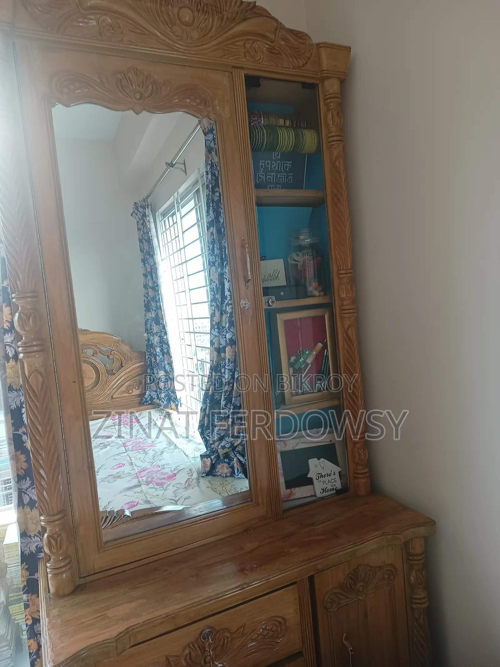 Almira and Dressing Table Shegun