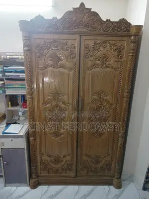 Almira and Dressing Table Shegun