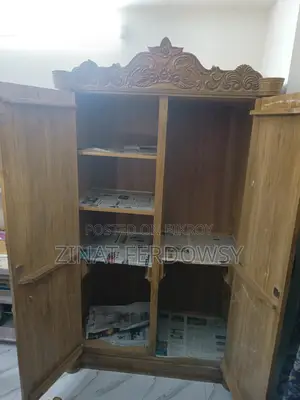 Almira and Dressing Table Shegun