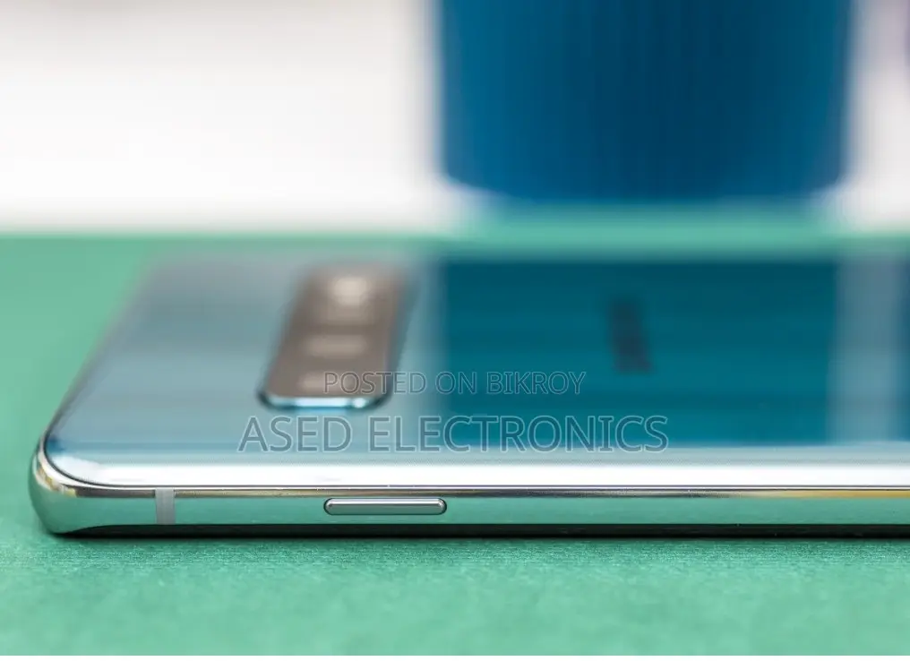 New Samsung Galaxy S10 128 GB
