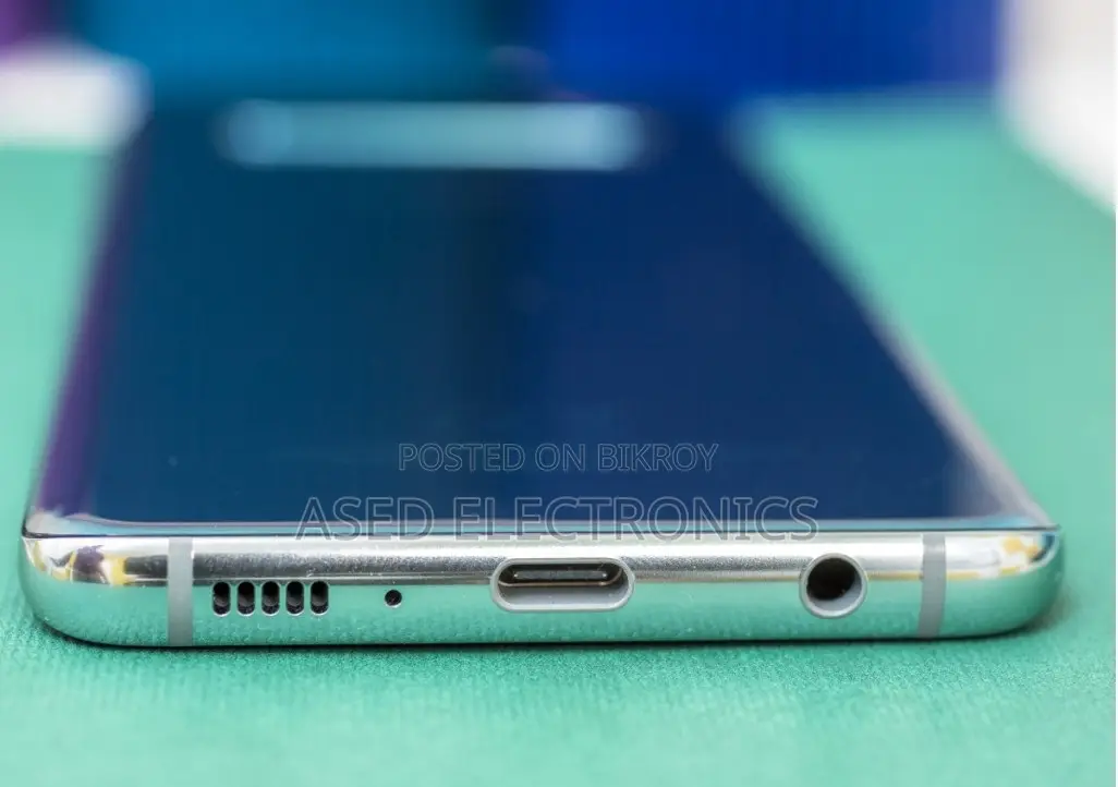 New Samsung Galaxy S10 128 GB