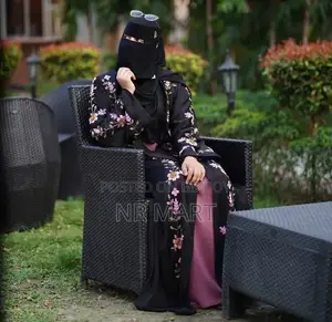 মুসলিমা দুবাই এমব্রয়ডারি বোরকা সেট