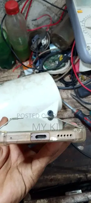 Vivo Y200 128 GB Gray