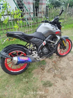 Yamaha R15 V3 2022 White