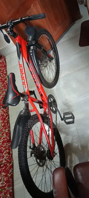 Veloce Red Cycle