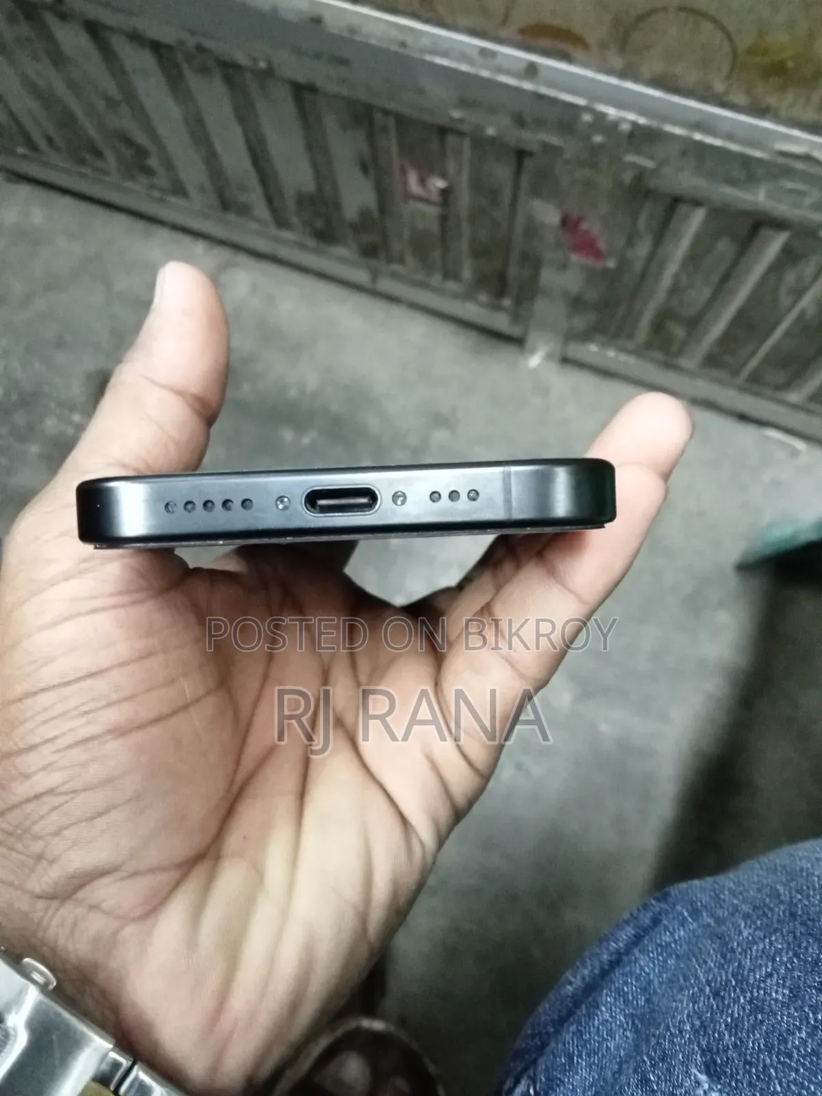 অ্যাপল আইফোন ১৫ প্রো ১২৮ জিবি গ্রে