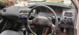 Toyota Corolla Sedan 1995 সাদা