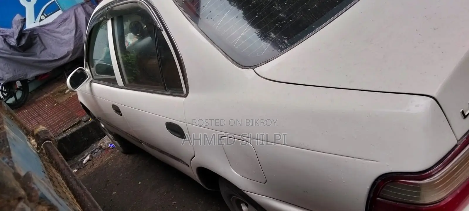 Toyota Corolla Sedan 1995 সাদা