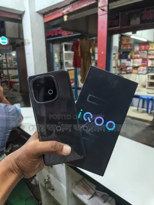 iQOO 256 GB Black