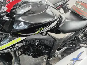 সুজুকি জিক্সার মনোটোন ২০২৫ ব্ল্যাক