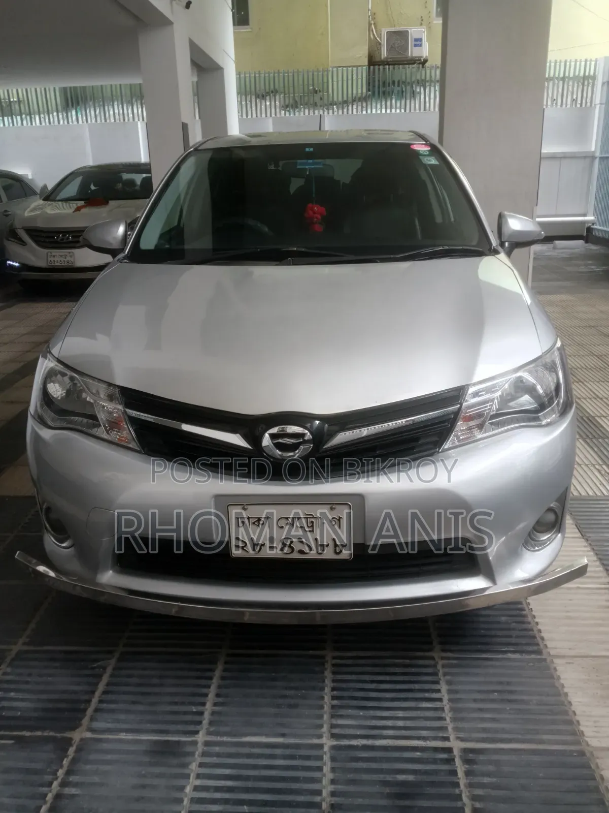 Toyota Corolla Fielder 2013 Silver