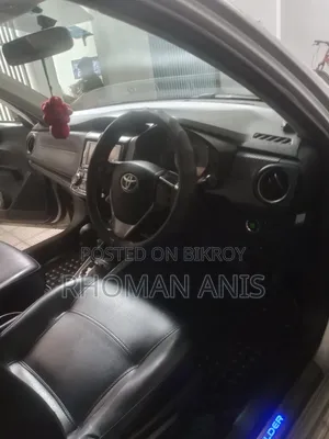 Toyota Corolla Fielder 2013 Silver
