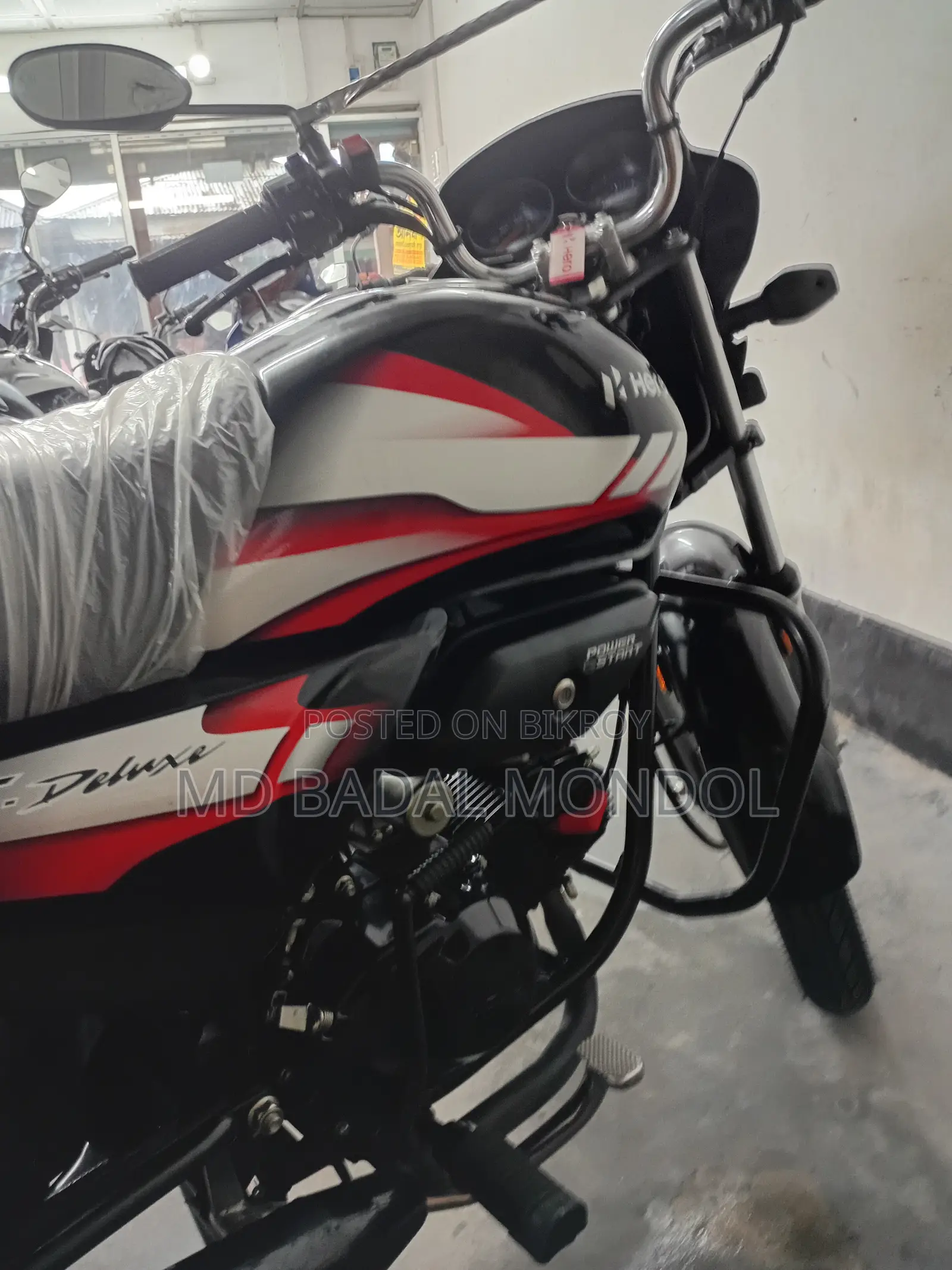 Hero HF Deluxe 2025 Black
