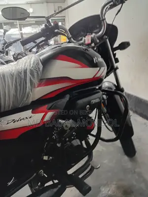 Hero HF Deluxe 2025 Black