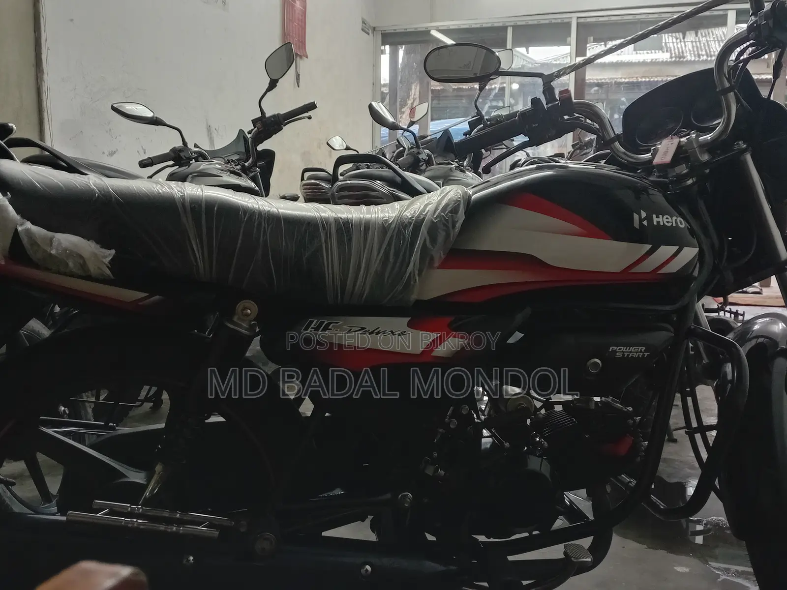 Hero HF Deluxe 2025 Black