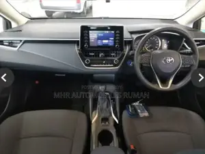 টয়োটা করোলা ২০২১ পার্ল