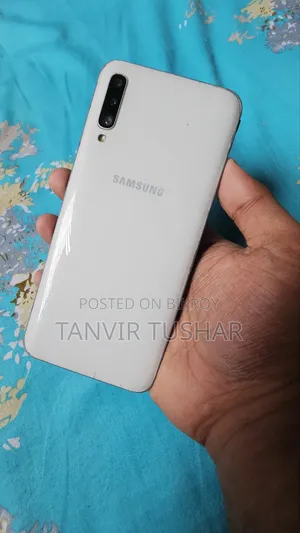 Samsung Galaxy A50 64 GB White