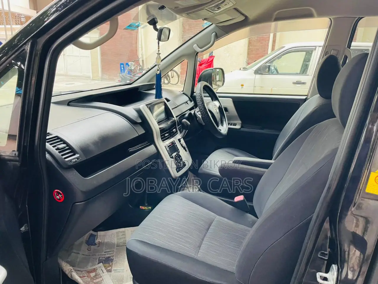New Toyota Noah 2012 Black