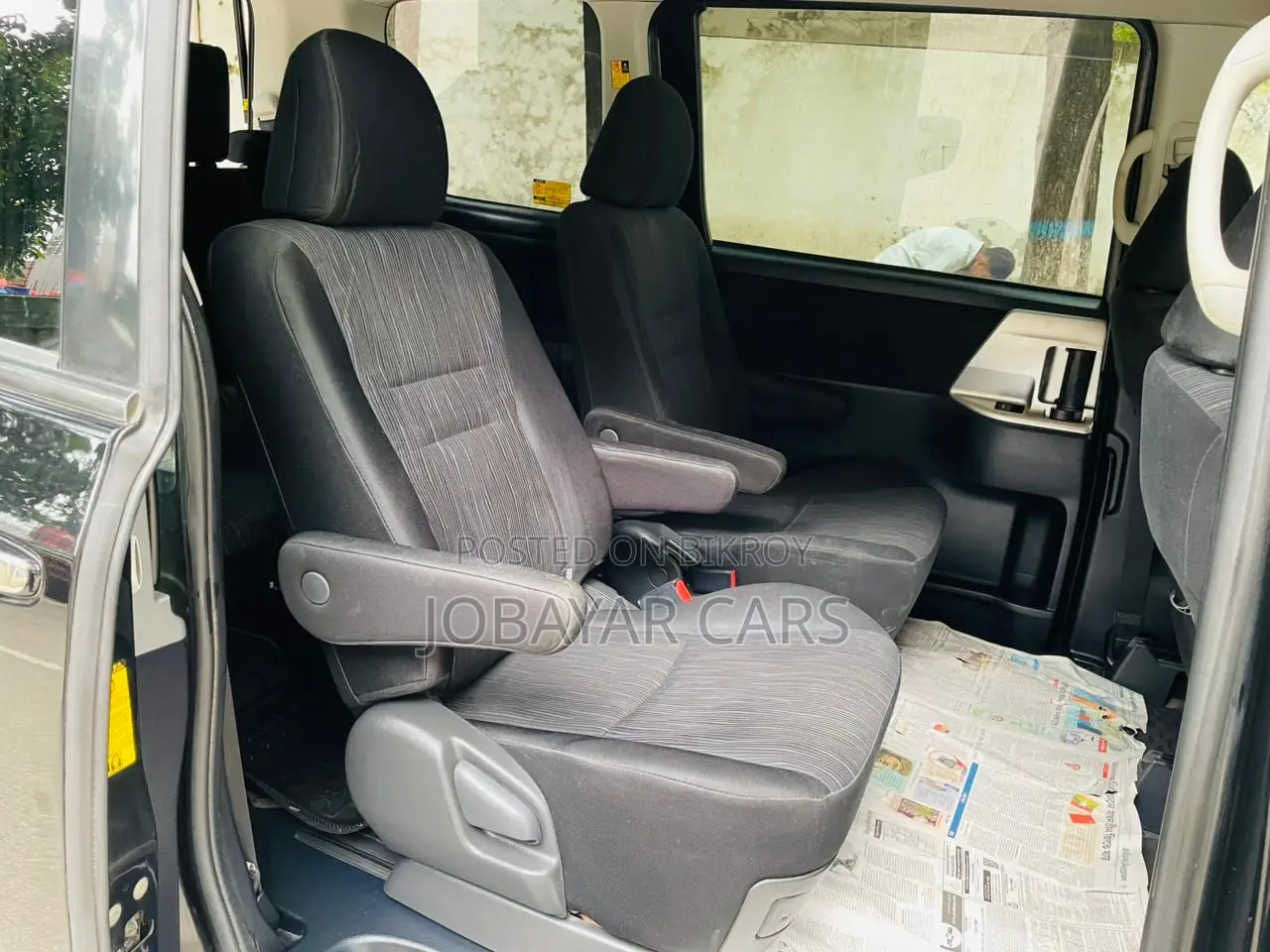 New Toyota Noah 2012 Black