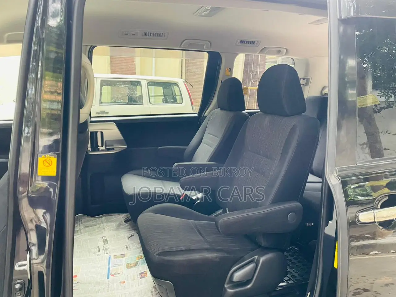New Toyota Noah 2012 Black