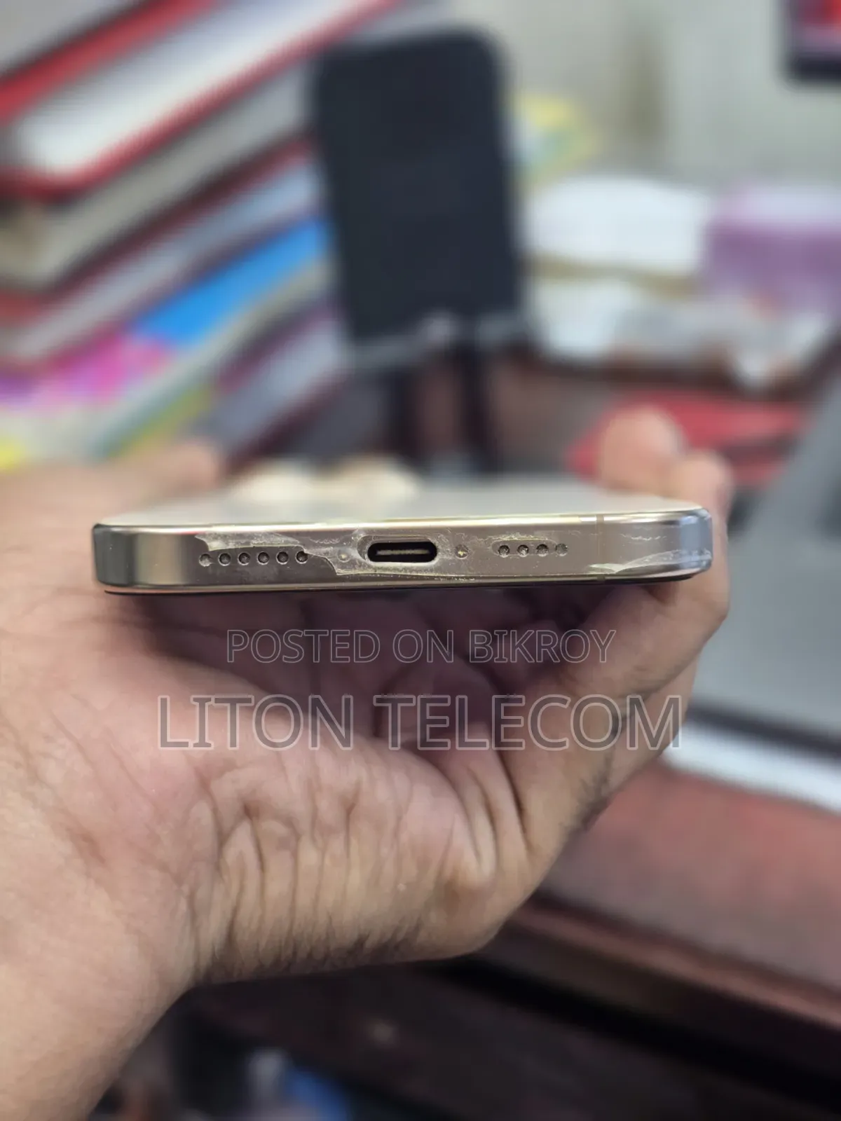 Apple iPhone 16 Pro Max 256 GB Gold