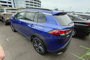 Toyota Corolla Cross 1.8 Hybrid FWD 2022 Blue