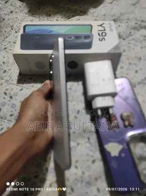Vivo Y19s 128 GB Silver