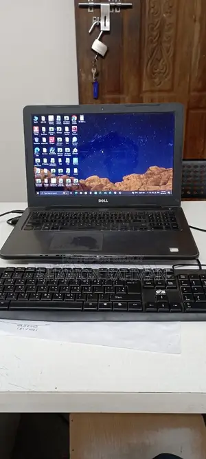 Laptop Dell Inspiron 5565 4GB Intel Core i3 SSD 256GB