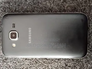 Samsung Galaxy J1 8 GB Black