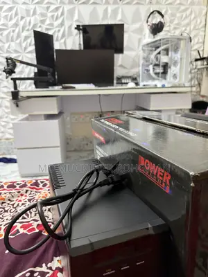 Power Guard PG 1500 VA - CS UPS